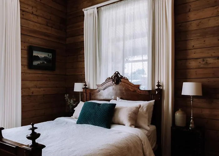 Ned Kelly\'S Marlo Cottage - In The Best Beechworth Location